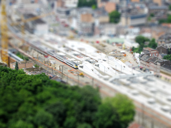 Gare de Lige Guillemin miniature by Arnaud Charlier